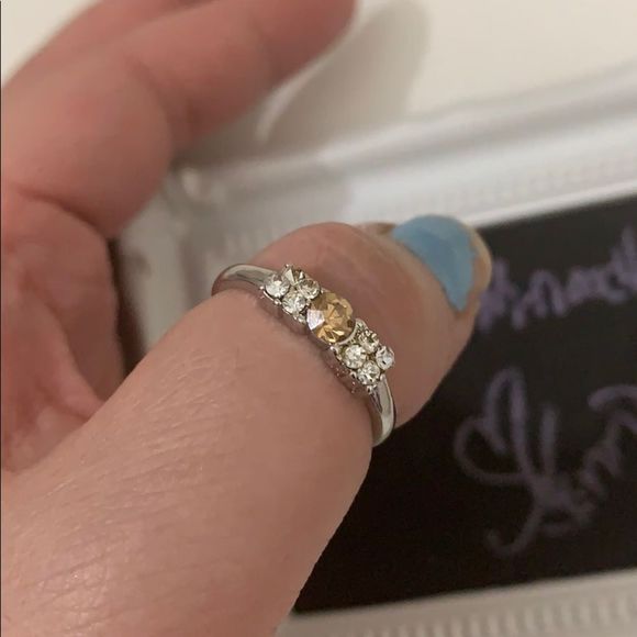 Silver CZ ring - Picture 2 of 5